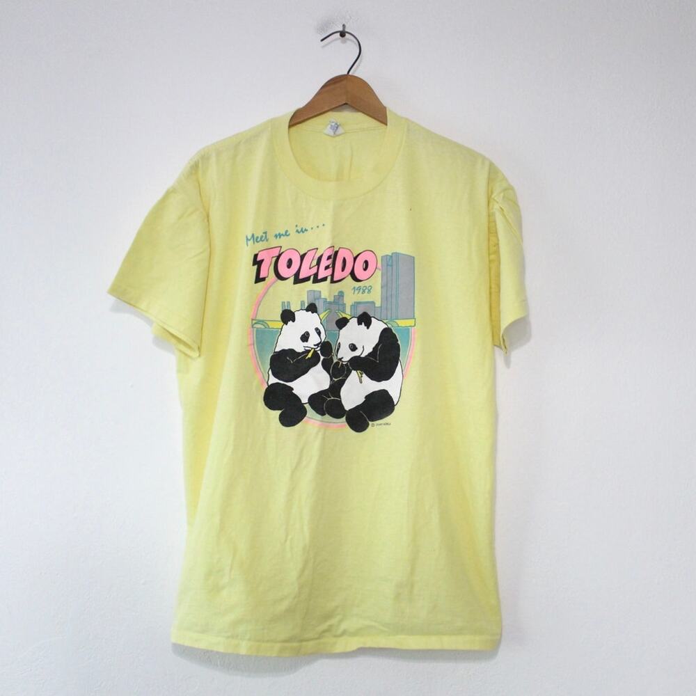 Vintage Meet Me in Toledo Ohio Panda Bear T Shirt XL